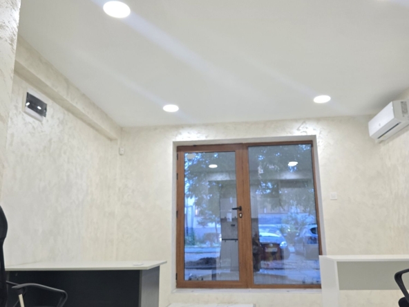 Офис в Пловдив, Кършияка - 30 кв.м за 2400 €/кв.м - Снимка #1