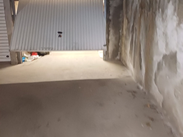 Дава се под наем Гараж / Паркомясто в София, Лозенец - 20 кв.м за 153 € - Снимка #1