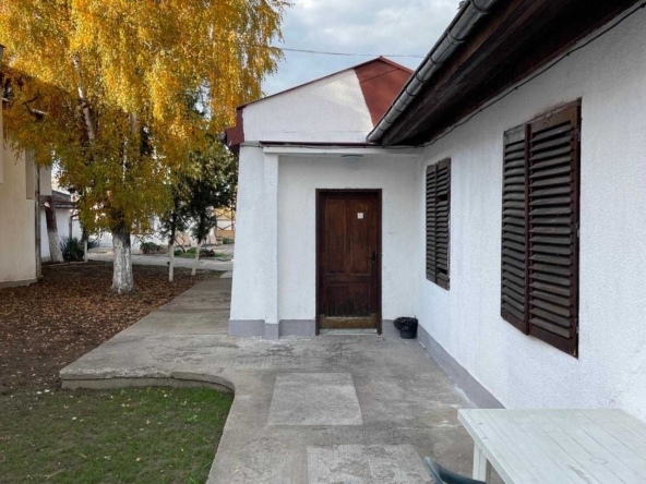 Дава се под наем  в София, Сухата река - 20 кв.м за 12.75 € - Снимка #1