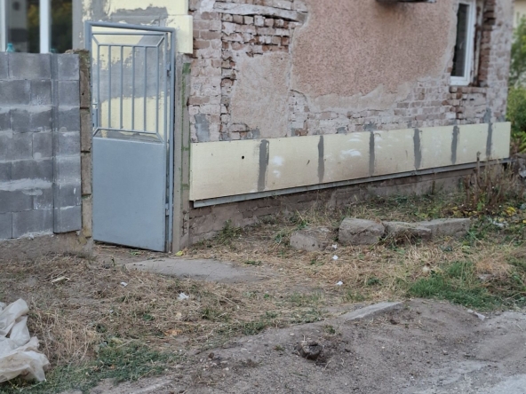 Къща в с. Горна Митрополия, Област Плевен - 80 кв.м за 166 €/кв.м - Снимка #1