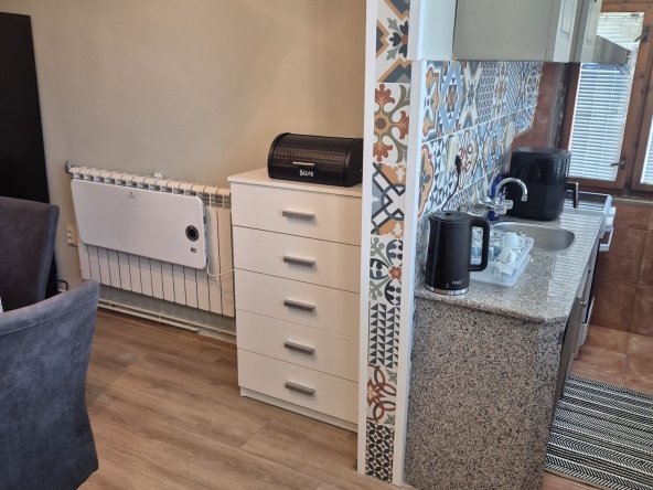 Дава се под наем Четиристаен апартамент в Пловдив, Централна гара - 98 кв.м за 612 € - Снимка #1