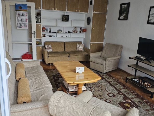 Дава се под наем Двустаен апартамент в София, Красно село - 57 кв.м за 510 € - Снимка #1