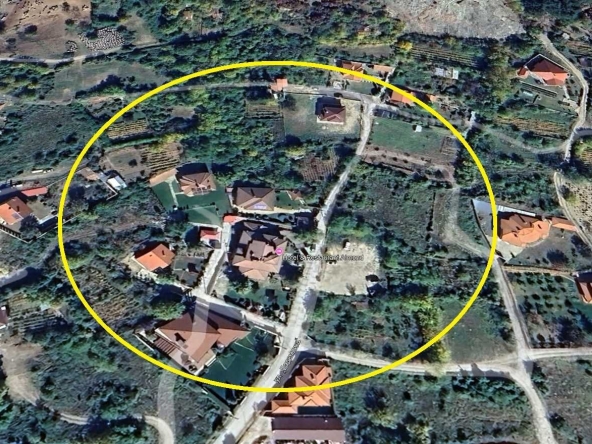 Парцел в Карлово - 586 кв.м за 17 €/кв.м - Снимка #1