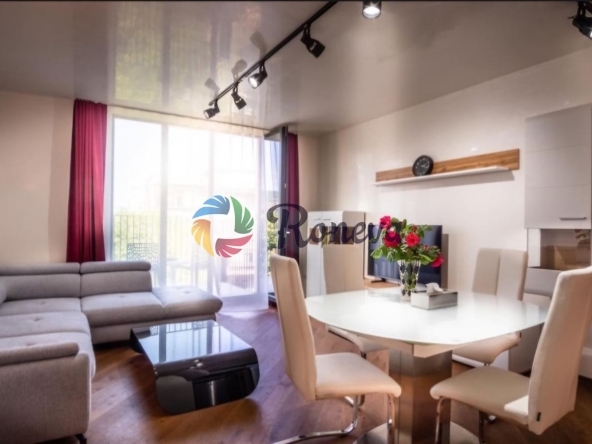 Тристаен апартамент в Варна, Чайка - 108 кв.м за 4621 €/кв.м - Снимка #1