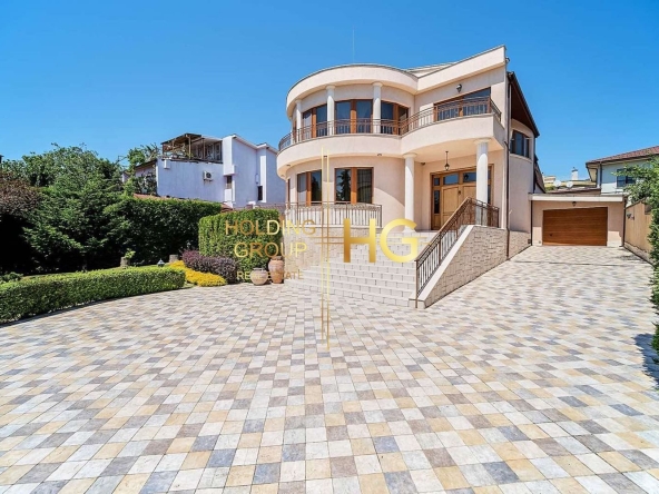 Къща в Варна, м-т Евксиноград - 660 кв.м за 1288 €/кв.м - Снимка #1