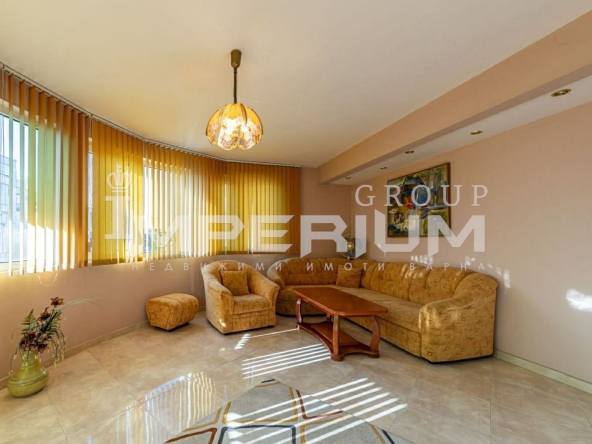 Тристаен апартамент в Варна, Лятно кино Тракия - 78 кв.м за 1216 €/кв.м - Снимка #1