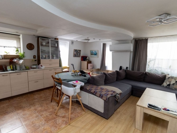 Четиристаен апартамент в София, Белите брези - 100 кв.м за 1530 €/кв.м - Снимка #1