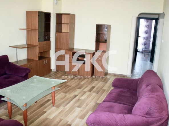 Дава се под наем Тристаен апартамент в София, Света Троица - 82 кв.м за 648.21 € - Снимка #1