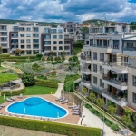 Дава се под наем Тристаен апартамент в Варна, м-т Траката - 107 кв.м за 800 € - Снимка #1