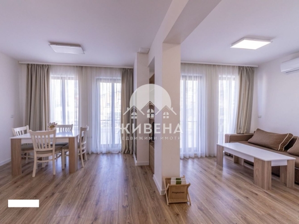 Двустаен апартамент в Варна, Бриз - 90 кв.м за 1956 €/кв.м - Снимка #1
