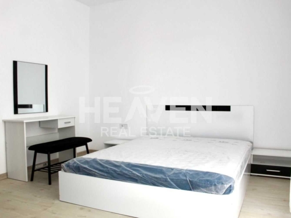 Тристаен апартамент в Пловдив, Център - 75 кв.м за 1727 €/кв.м - Снимка #1