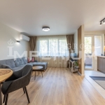 Дава се под наем Двустаен апартамент в Варна, Лятно кино Тракия - 70 кв.м за 612 € - Снимка #1