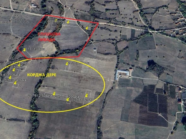 Земеделски имот в с. Васил Левски, Област Пловдив -  кв.м за 829 €/дка - Снимка #1