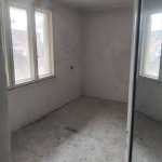 Тристаен апартамент в Дупница - 70 кв.м за 605 €/кв.м - Снимка #1