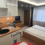 Дава се под наем Едностаен апартамент в Варна, Център - 20 кв.м за 398.82 € - Снимка #1