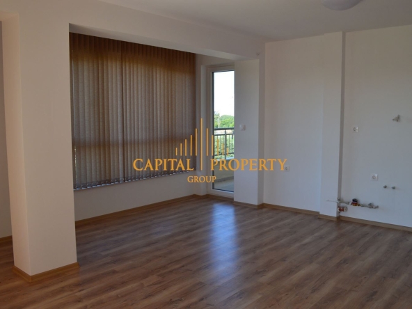 Дава се под наем Офис в Варна, Победа - 132 кв.м за 952.17 € - Снимка #1