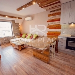 Дава се под наем Тристаен апартамент в Варна, Левски - 97 кв.м за 718.08 € - Снимка #1
