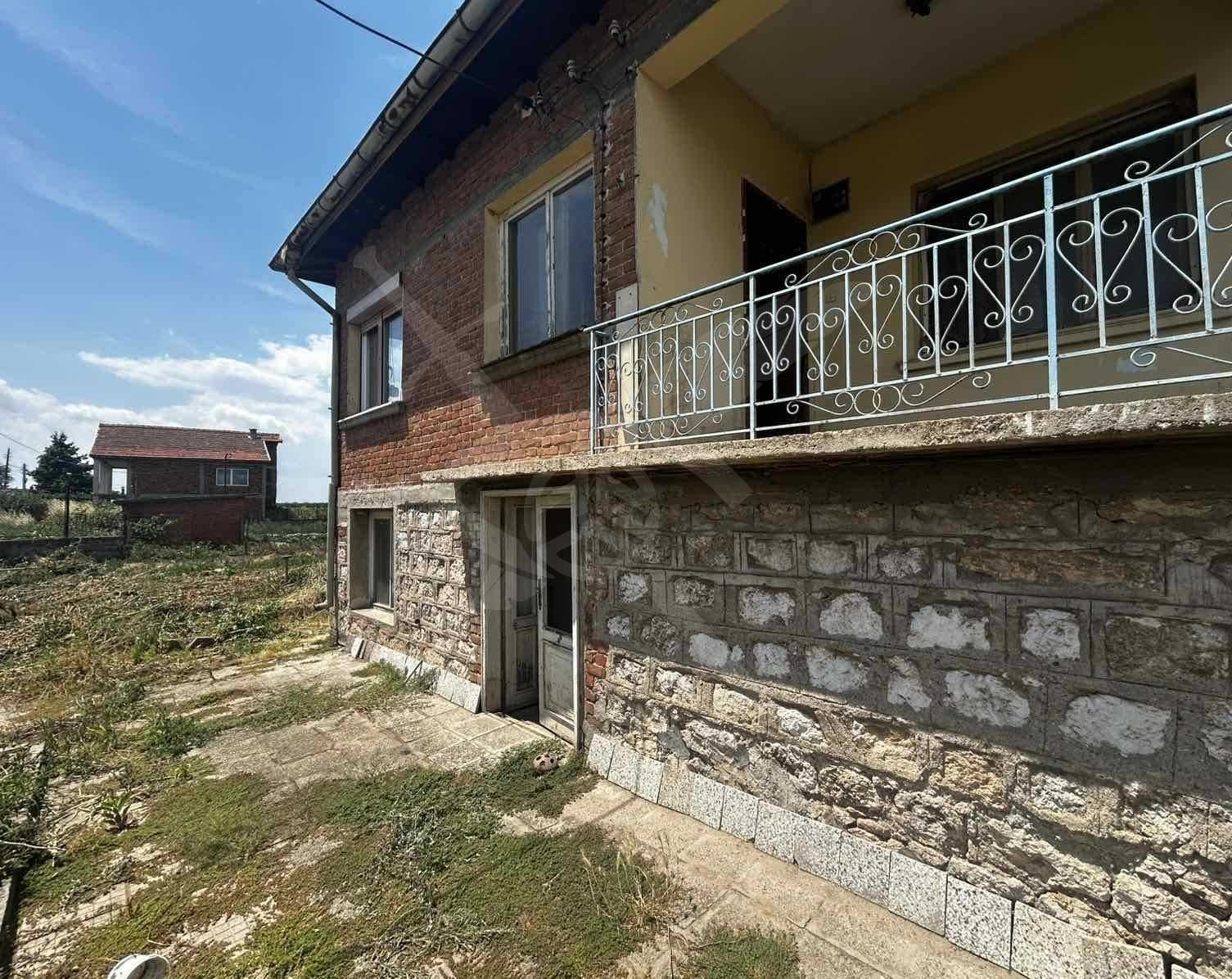 Къща в с. Милево, Област Пловдив - 180 кв.м за 317 €/кв.м - Снимка #1
