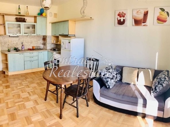 Дава се под наем Двустаен апартамент в Варна, Бриз - 60 кв.м за 433.5 € - Снимка #1