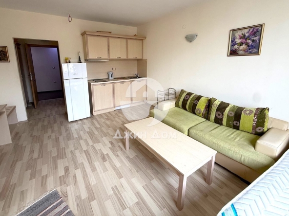 Двустаен апартамент в к.к. Слънчев бряг - 62 кв.м за 1128 €/кв.м - Снимка #1