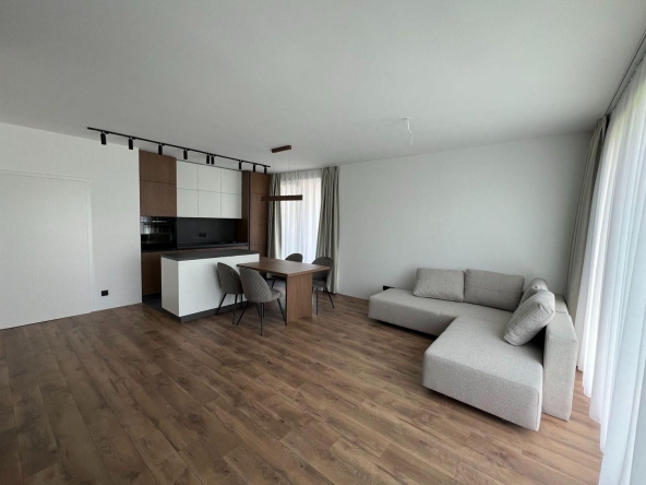 Дава се под наем Тристаен апартамент в София, Малинова долина - 125 кв.м за 1046.01 € - Снимка #1