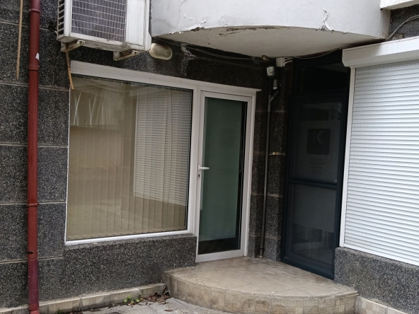 Офис в Русе, Център - 22 кв.м за 1018 €/кв.м - Снимка #1