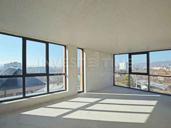 Тристаен апартамент в Варна, Бриз - 99 кв.м за 1252 €/кв.м - Снимка #1