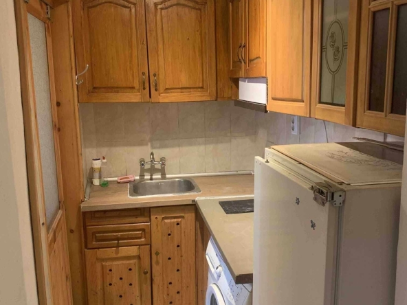 Дава се под наем Едностаен апартамент в Варна, Погреби - 40 кв.м за 300 € - Снимка #1