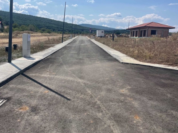 Парцел в с. Нови хан, Област София-област - 774 кв.м за 140 €/кв.м - Снимка #1