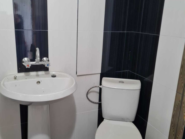 Тристаен апартамент в Плевен, Дружба 4 - 98 кв.м за 898 €/кв.м - Снимка #1