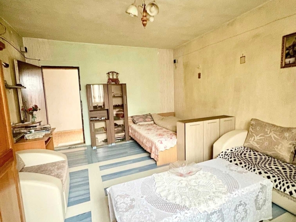 Къща в с. Лесново, Област София-област - 320 кв.м за 415 €/кв.м - Снимка #1