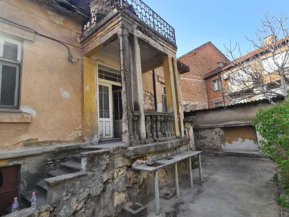 Къща в Хасково, Училищни - 99 кв.м за 1667 €/кв.м - Снимка #1