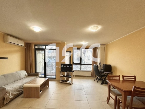 Дава се под наем Тристаен апартамент в София, Витоша - 90 кв.м за 847.62 € - Снимка #1