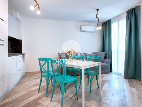 Тристаен апартамент в к.к. Слънчев бряг - 84 кв.м за 1512 €/кв.м - Снимка #1
