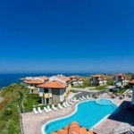 Дава се под наем Двустаен апартамент в Царево - 60 кв.м за 59900 € - Снимка #1