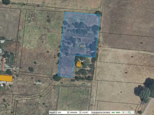 Парцел в Пловдив, Прослав - 5380 кв.м за 100 €/кв.м - Снимка #1