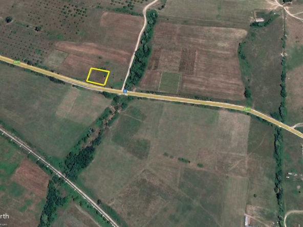 Парцел в с. Васил Левски, Област Пловдив - 1630 кв.м за 5 €/кв.м - Снимка #1