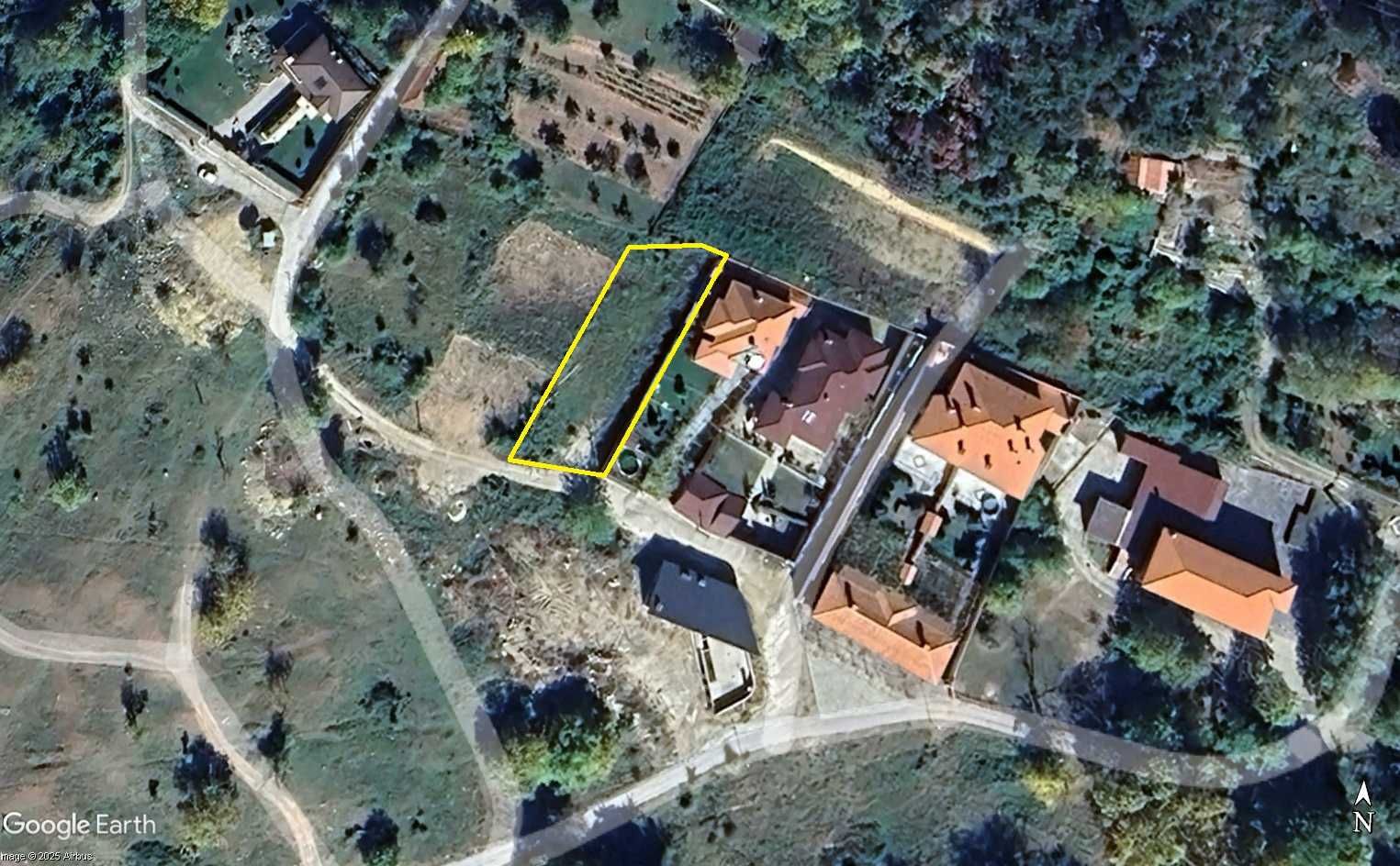 Парцел в Карлово - 870 кв.м за 110 €/кв.м - Снимка #1