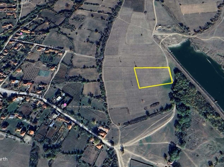 Парцел в с. Васил Левски, Област Пловдив - 5400 кв.м за 2 €/кв.м - Снимка #1