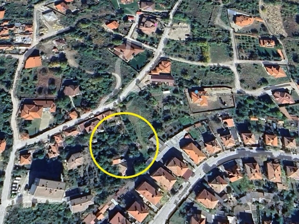 Парцел в Карлово - 320 кв.м за 94 €/кв.м - Снимка #1