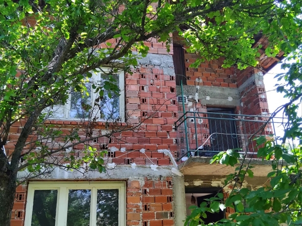 Къща в Кюстендил, Бузлуджа - 80 кв.м за 568 €/кв.м - Снимка #1