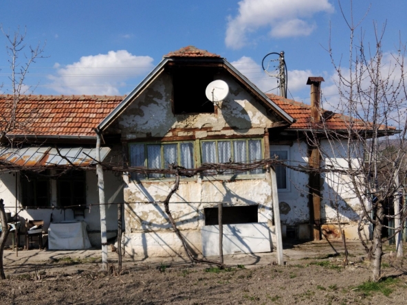 Къща в с. Драговищица, Област Кюстендил - 50 кв.м за 317 €/кв.м - Снимка #1