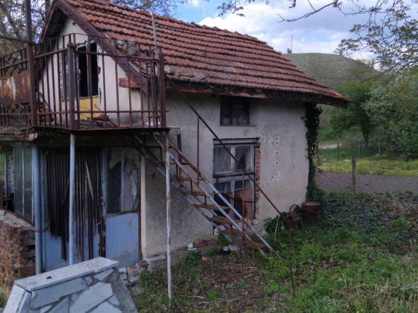 Къща в с. Ресилово, Област Кюстендил - 50 кв.м за 765 €/кв.м - Снимка #1