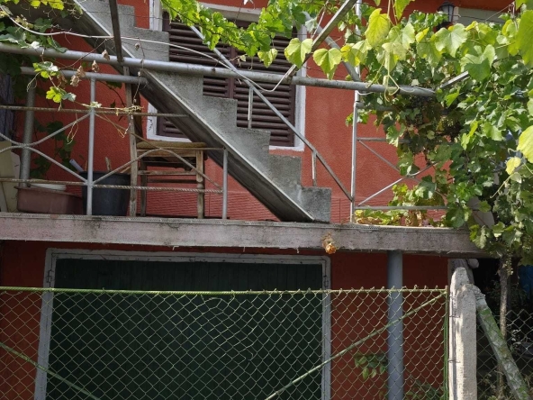 Къща в Търговище, Вилна зона - 120 кв.м за 489 €/кв.м - Снимка #1