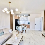 Тристаен апартамент в Бургас, Славейков - 120 кв.м за 2917 €/кв.м - Снимка #1