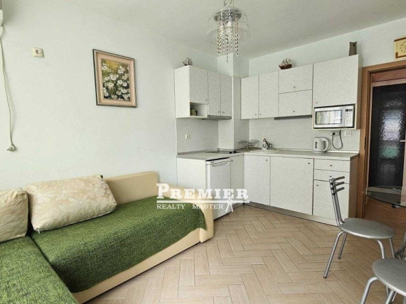 Двустаен апартамент в Поморие - 48 кв.м за 903 €/кв.м - Снимка #1
