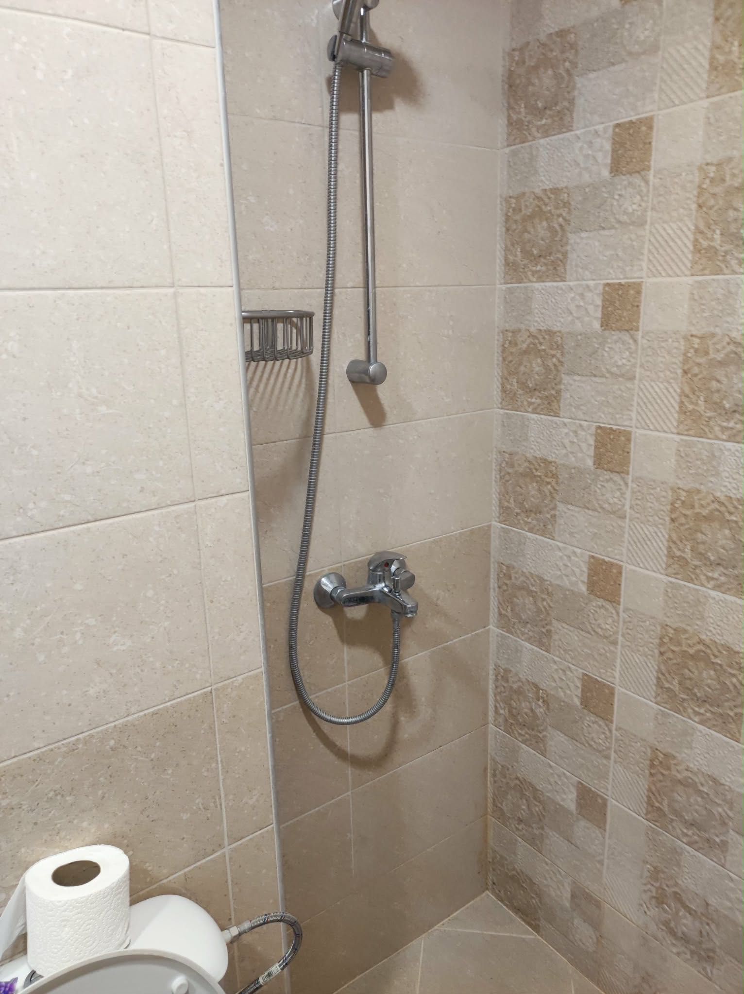 Тристаен апартамент в Шумен, Добруджански - 80 кв.м за 740 €/кв.м - Снимка #1