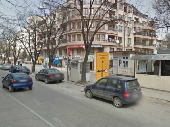 Дава се под наем Гараж / Паркомясто в Варна, ЖП Гара - 18 кв.м за 153 € - Снимка #1