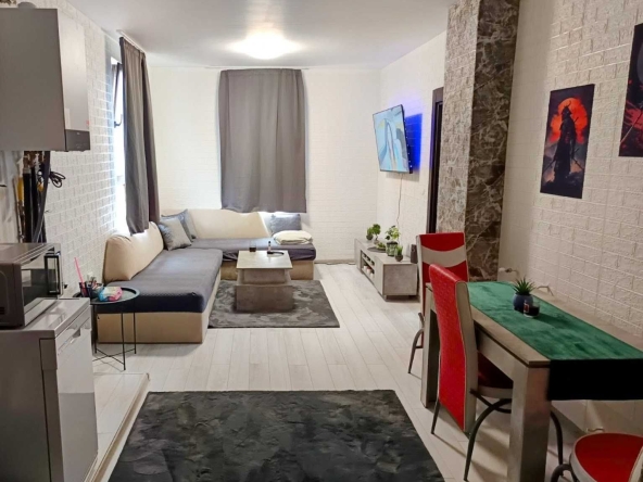 Тристаен апартамент в Благоевград, Широк център - 73 кв.м за 769 €/кв.м - Снимка #1