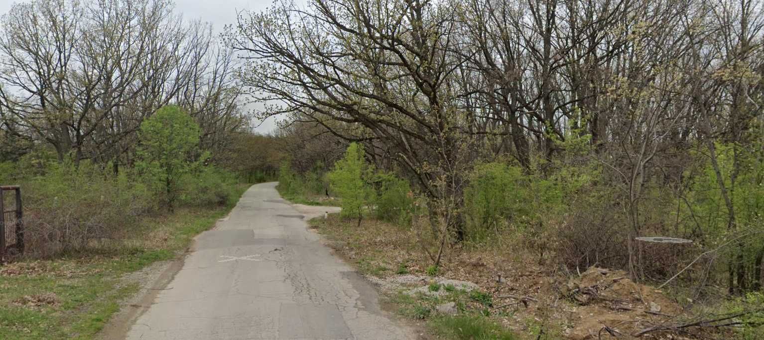 Парцел в Хасково, Младежки хълм - 594 кв.м за 100 €/кв.м - Снимка #1